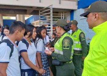 Policía Guajira inició campaña para prevenir delitos en los entornos escolares 