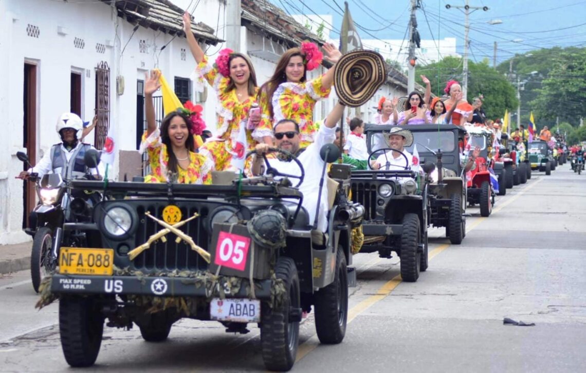 Valledupar vivió de cerca el apoteósico desfile de los Jeep Willys Parranderos
