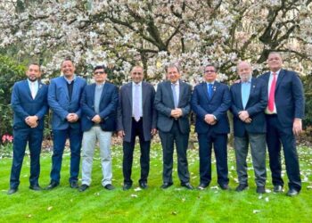 Rector de Uniguajira participa en misión académica del SUE Caribe en Europa