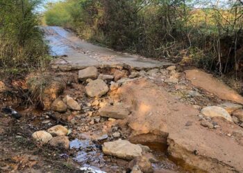Siguen las obras de pavimentación en vías rurales de San Juan del Cesar