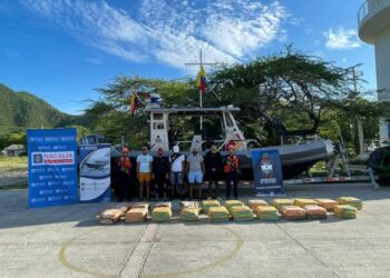Incautan más de 600 kilos de cocaína en aguas de la Alta Guajira: hay 5 capturados