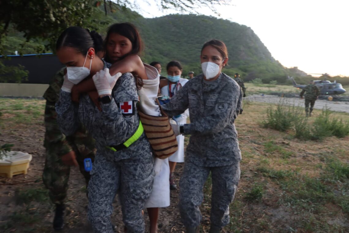 Evacúan a indígenas kogui de la Sierra Nevada por problemas respiratorios
