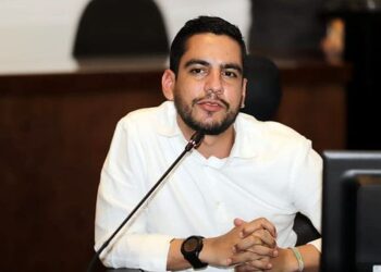 Por escándalo en Cartagena, Procuraduría inhabilitó al senador Alex Florez por ocho meses