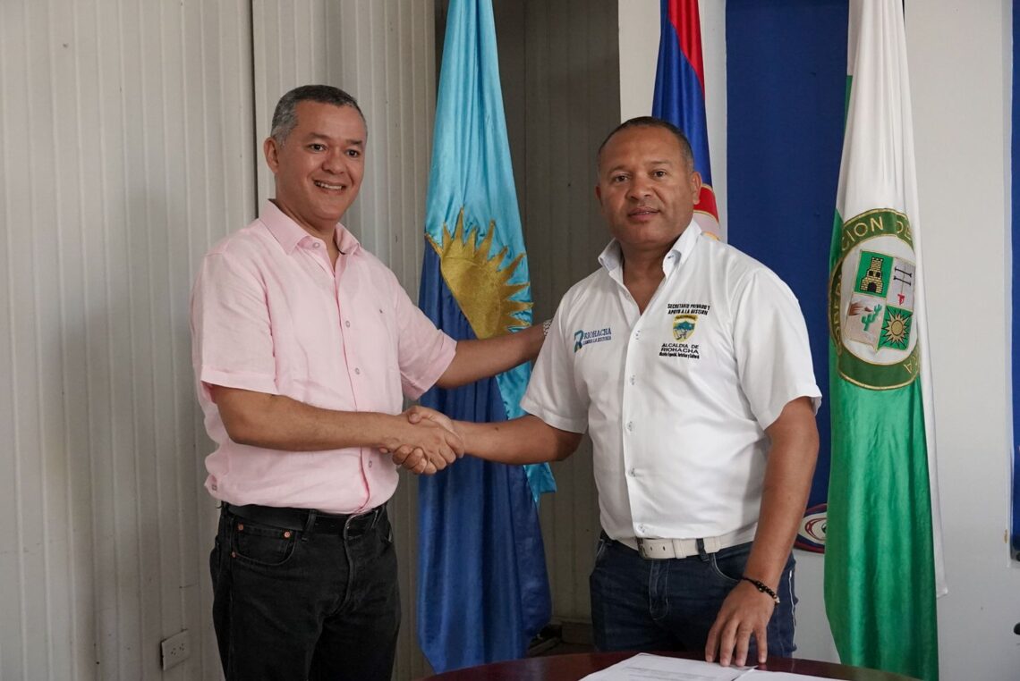 Pablo Fonseca se posesionó como el nuevo secretario de Planeación de Riohacha