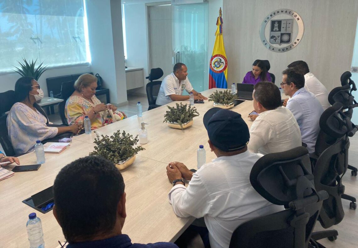 Alcaldes de La Guajira se reunirán para abordar el incremento del precio de la gasolina