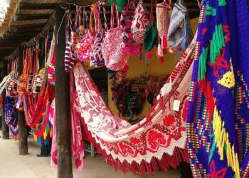 Tres entidades de La Guajira se unen para promover exportaciones de artesanías wayuu