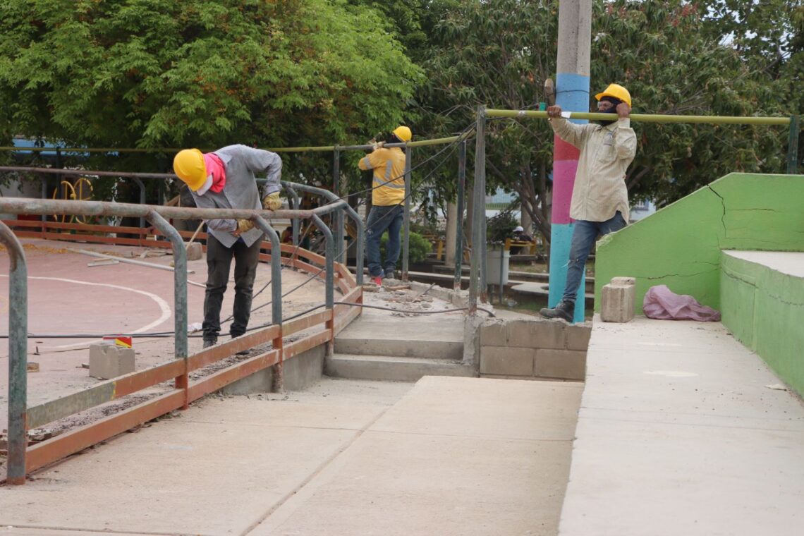¿Cómo van los trabajos de remodelación en el parque Simón Bolívar en Riohacha?