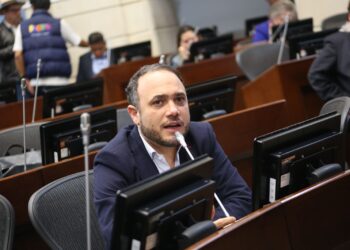 Se hundió el proyecto para combatir el hambre en Colombia liderado por el senador Alfredo Deluque