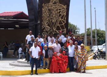 Develan el monumento ‘Maikou’, un homenaje a la multiculturalidad de Maicao