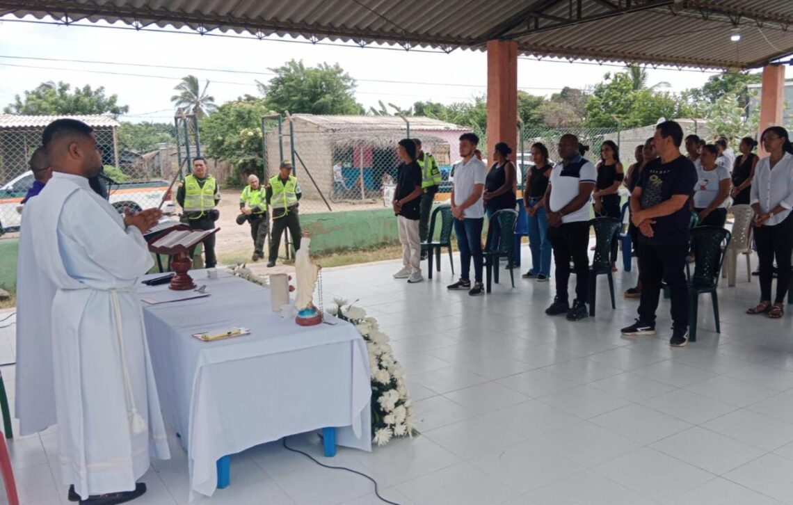 Realizan misa en memoria de las víctimas del trágico accidente de tránsito ocurrido en Pelechúa