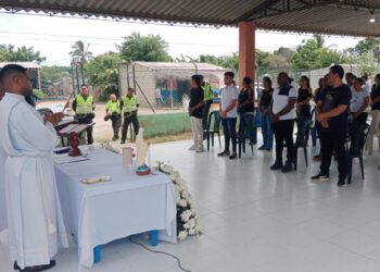 Realizan misa en memoria de las víctimas del trágico accidente de tránsito ocurrido en Pelechúa