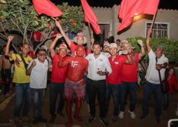 Miguel Felipe Aragón, el candidato wayuu que está en el corazón de su gente en Maicao