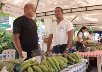 Más de 24 millones de pesos se vendieron en la Primera Feria Campesina y de Negocios Verdes 2023