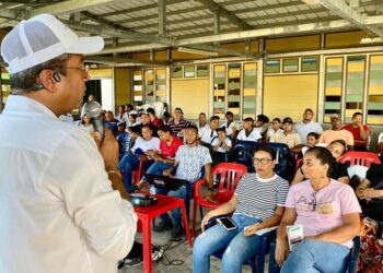 Alcalde de Dibulla anunció inversión para ampliar y remodelar colegio en Las Flores
