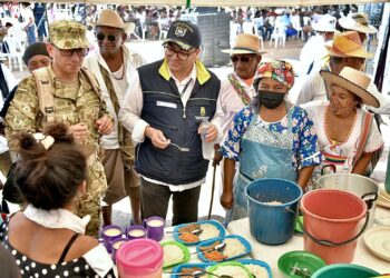 Más de 14 mil familias de La Guajira se benefician del programa de Canastas Populares de la UNGRD