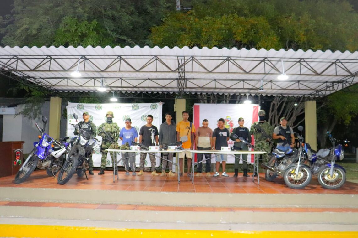 Enfrentamiento entre el Ejército y miembros del Clan del Golfo en Tigreras dejó seis capturados