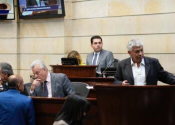 Congresista Juan Loreto Gómez lidera el debate del Presupuesto General de la Nación para 2024