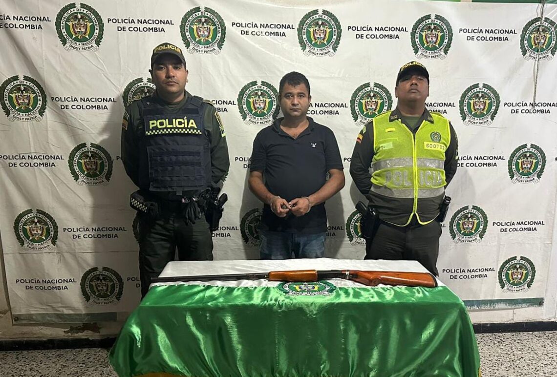 Capturan a sujeto que alteró el orden público con una escopeta en un billar de El Molino