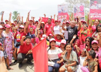 Carraipía recibió con los brazos abiertos a Miguel Felipe Aragón, el alcalde de las soluciones