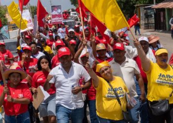 Paraguachón se vistió de rojo con Miguel Felipe Aragón