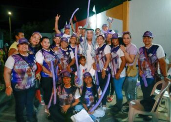 ‘Santa’ Lopesierra recibe imparable y multitudinario respaldo de Maicao