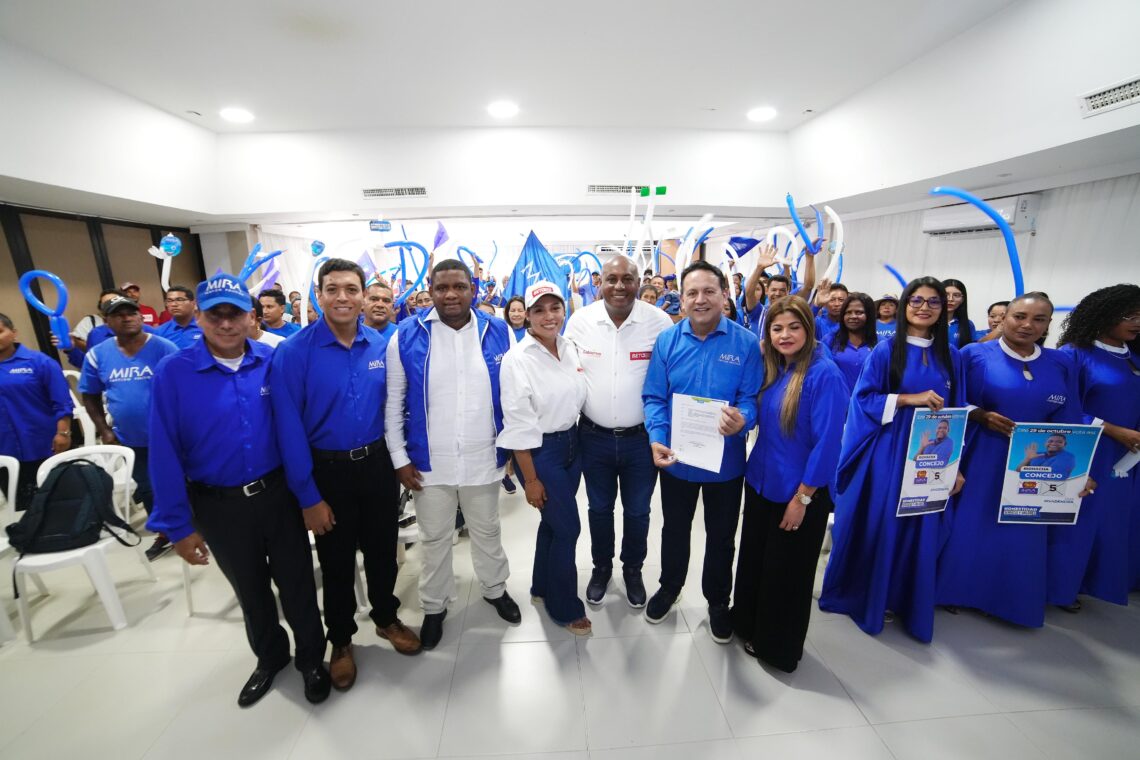 Beto Ibarra Campo recibe el respaldo en pleno del partido MIRA y sus cuatro congresistas