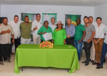 Jose Durán se fortalece tras acuerdo programático que firmó con el Partido Alianza Verde