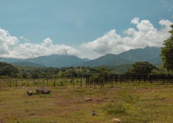 La Agencia Nacional de Tierras alerta por riesgo de estafas en la vereda San Salvador, La Guajira