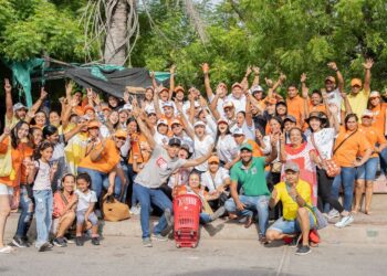 Crece la campaña de Juana Gómez, su amabilidad y sencillez se está robando el corazón de los barraqueros