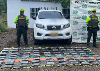 80 kilos de cocaína fueron encontrados en una camioneta con emblemas de Air-e en vías de La Guajira