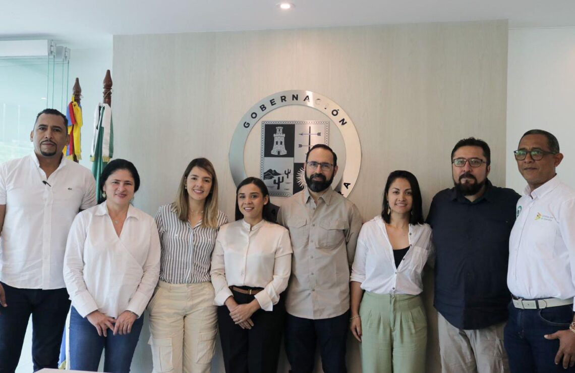 Transición energética y combustible, temas clave del encuentro entre el minminas y la gobernadora