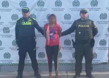 Capturan a una mujer que apuñaló a un hombre en el centro de Maicao