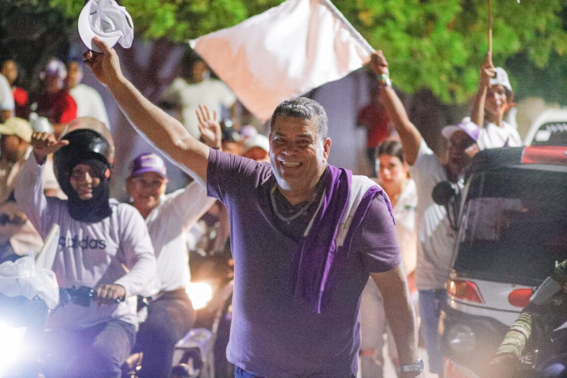 ¡Sin precedentes! – Así fue la multitudinaria caravana que líderó Santa Lopesierra para promover el voto en blanco en Maicao