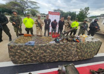 Ejército capturó a tres presuntos integrantes de Los Pachenca en medio de un enfrentamiento en Mingueo