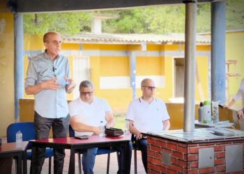 Corpoguajira inicia la construcción de 199 estufas ecoeficientes en Albania