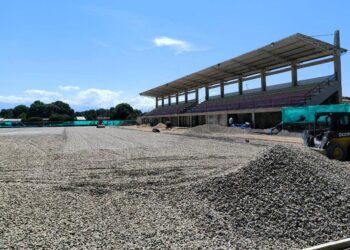 Inició la remodelación de la cancha del barrio 12 de Octubre en Fonseca