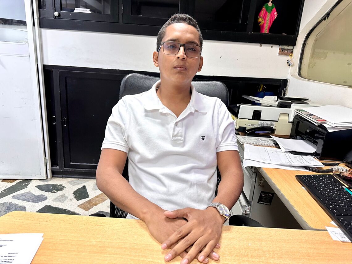 El guajiro Reiner Serrano es uno de los 50 colombianos en condición de discapacidad nombrados por la Registraduría