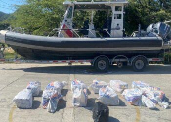 Caen dos cargamentos de cocaína en aguas de La Guajira y el Magdalena