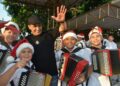 Jorge Celedón celebró la Navidad con los niños de su tierra natal Villanueva