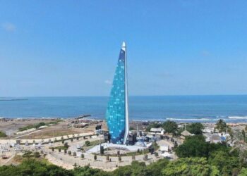 En imágenes // Así luce el faro más grande de Colombia