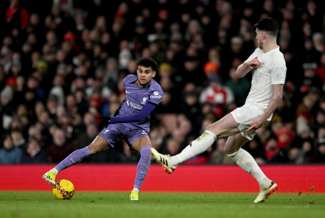 ¡Al ángulo! Luis Díaz inició el 2024 con un golazo