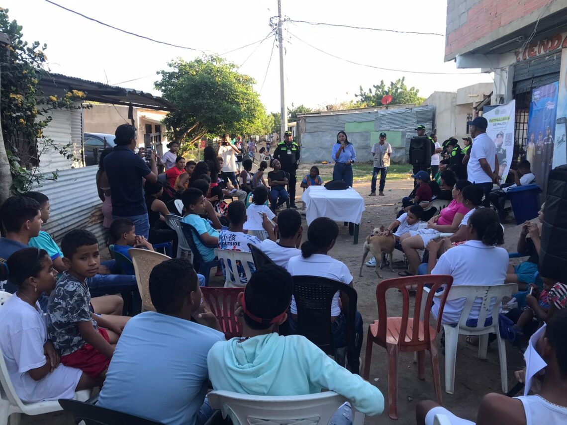 Policía Guajira realizó jornada de prevención y acercamiento comunitario en Riohacha