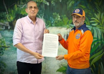 Corpoguajira firma acuerdo con la Defensa Civil para garantizar la sostenibilidad de árboles