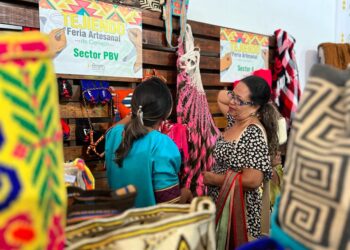 En 2023, el Cerrejón apoyó la presencia de más de 100 artesanos guajiros en ferias artesanales