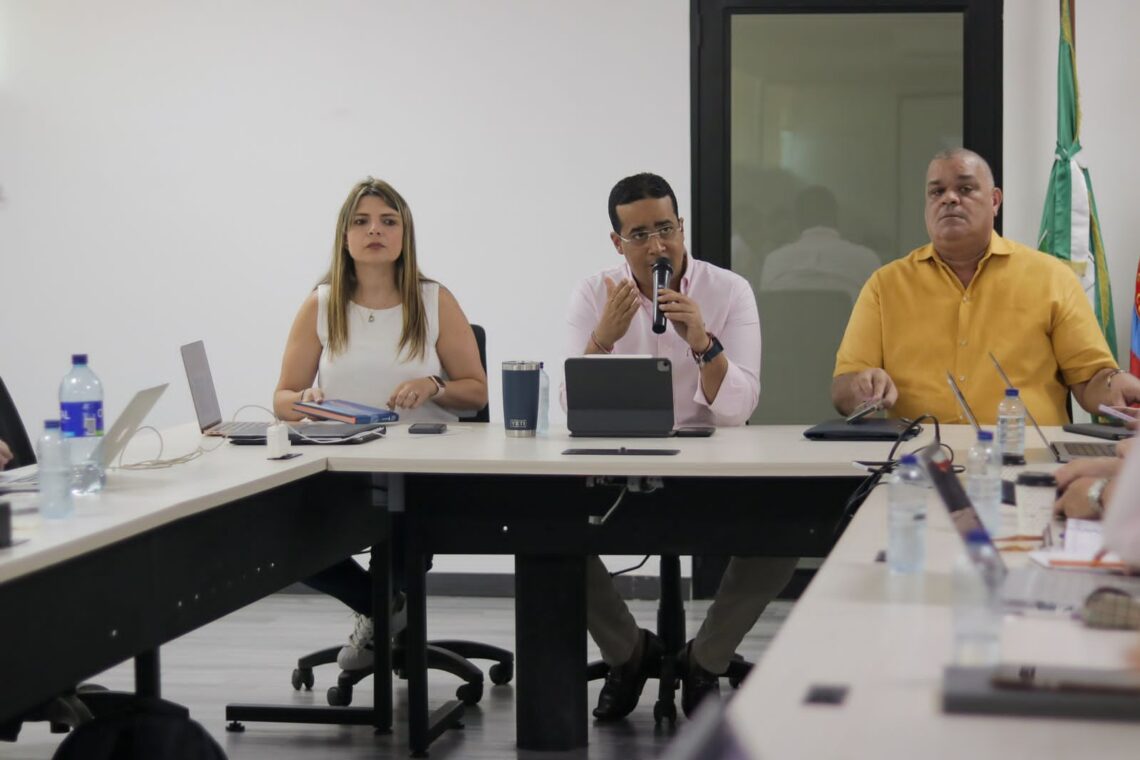 Avanzan mesas de trabajo para la construcción de un hospital de alta complejidad en La Guajira