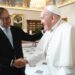 En imágenes // así fue la reunión del presidente Gustavo Petro y el papa Francisco
