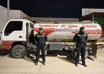 Policía de Manaure frustró el robo de un carrotanque que llevaba agua potable a comunidades wayuu