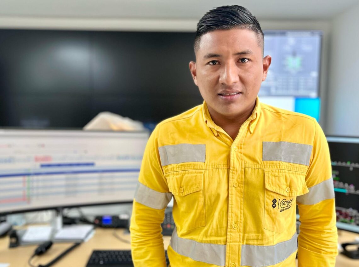 “Cerrejón es aprendizaje”: Eduar Carrillo Pushaina, controlador de la operación férrea