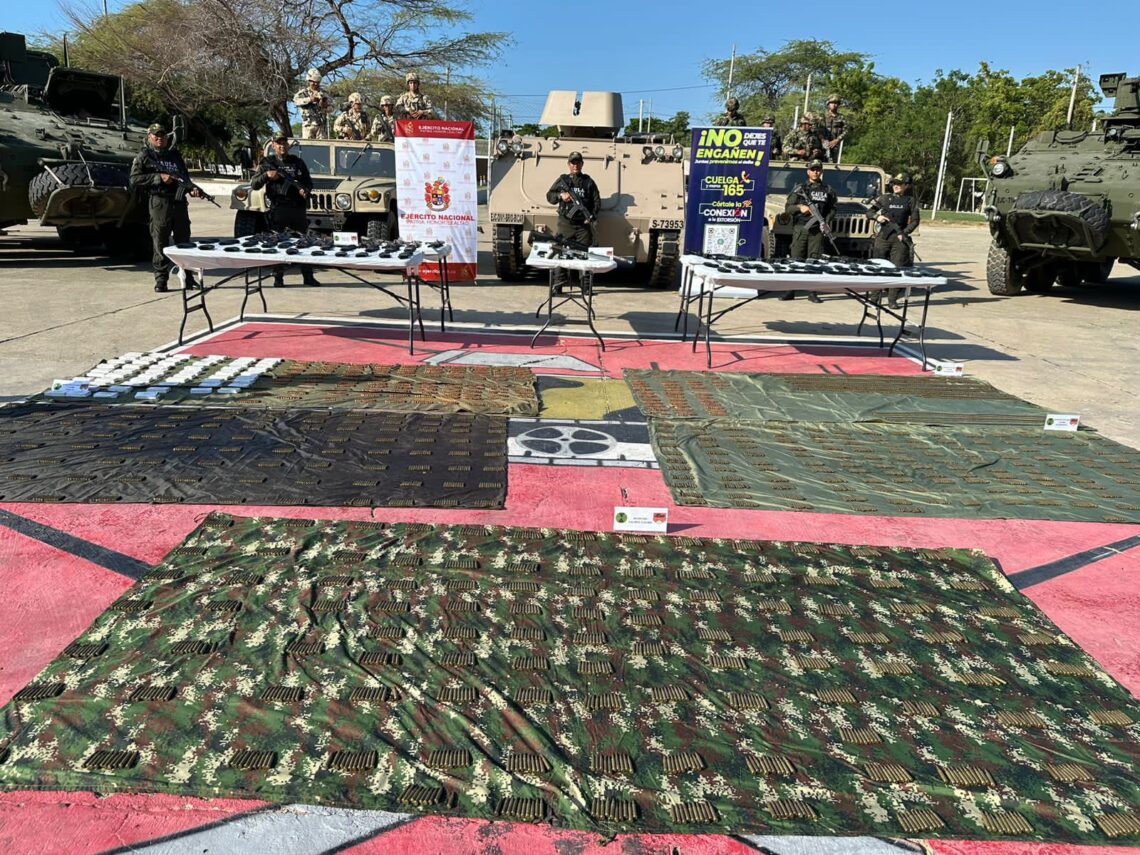 Duro golpe a las Autodefensas Gaitanistas de Colombia en Riohacha: incautan 17 fusiles de largo alcance