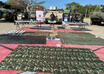 Duro golpe a las Autodefensas Gaitanistas de Colombia en Riohacha: incautan 17 fusiles de largo alcance